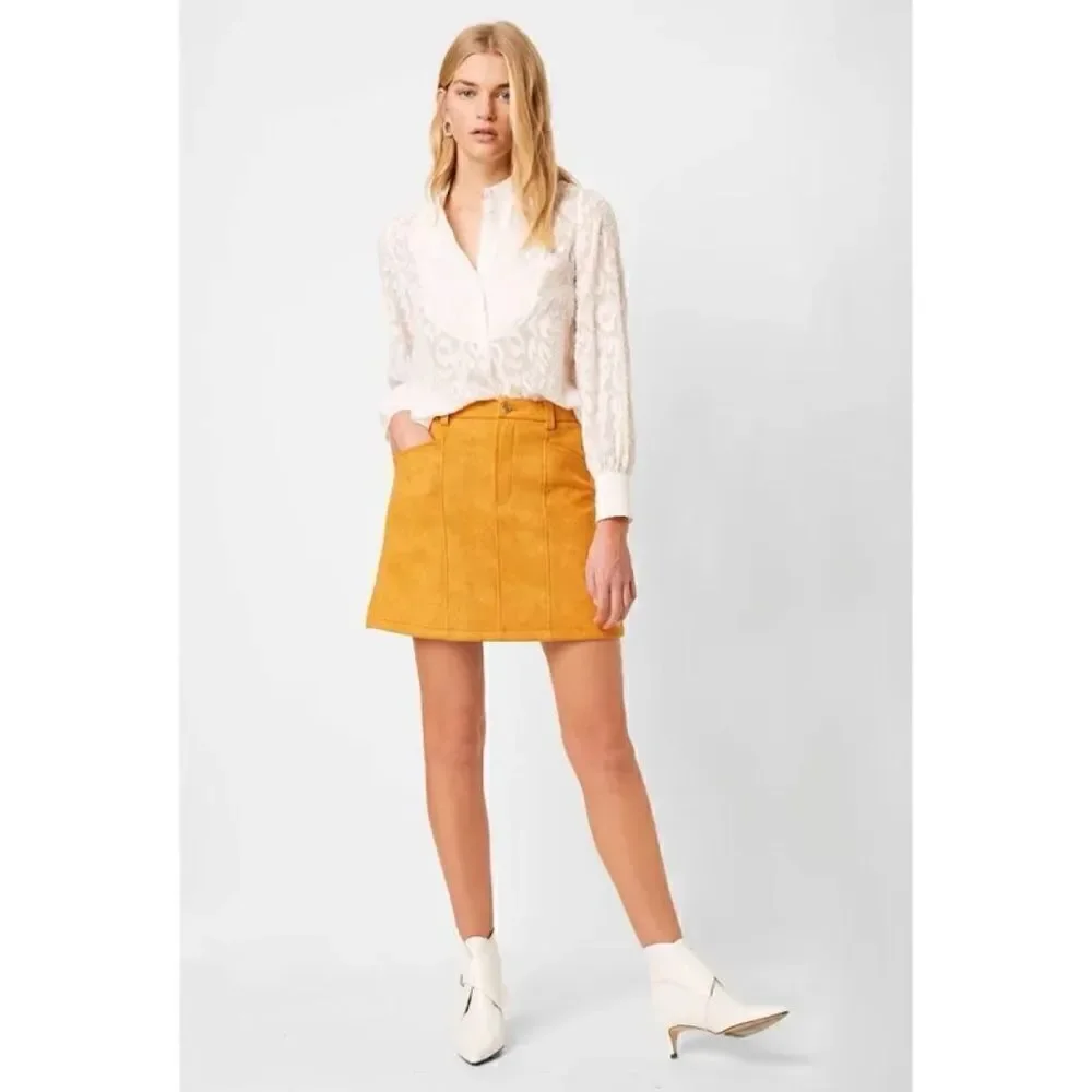 NWT French Connection Bahati Faux Suedette Mini Skirt in Golden Oak, Size 6